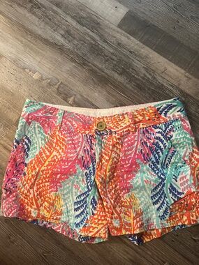 Lilly Pulitzer THE CALLAHAN SHORT SIZE 4 Multicolor Leaf-Print Bermuda Shorts